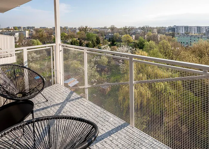 Manufaktura Business Suites - Parking, Balcony, Nature View - By Rentujemy